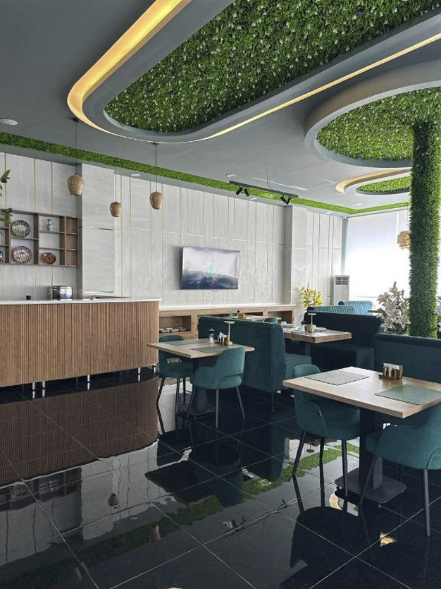 Avant Wellness Hotel Pool & Spa portfel rasmi